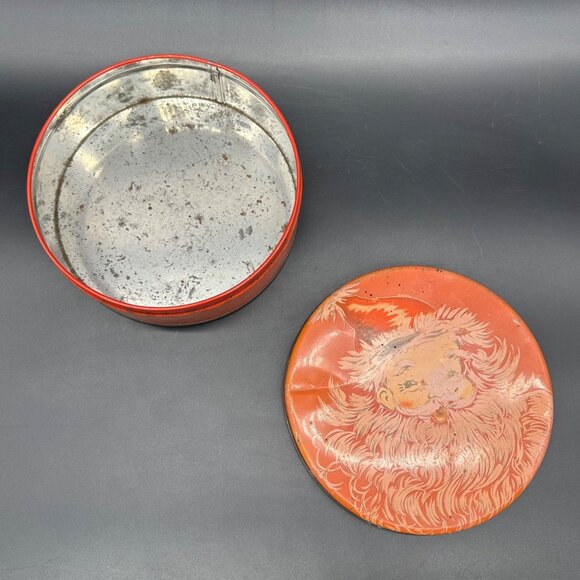 Vintage Santa Claus Candy Tin 1930s Mrs Stevens Red Round Kitschy Metal READ - Picture 4 of 15